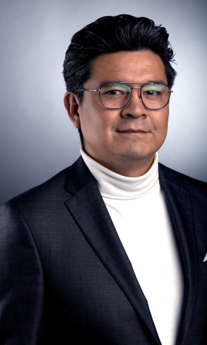 Web Optimized Headshot-4